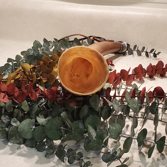 Genuine Cattle Horn Powder Horn - Picture 5 of 8